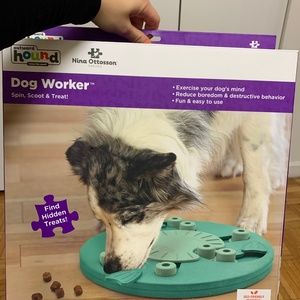 Nina ottosson sweden dog worker